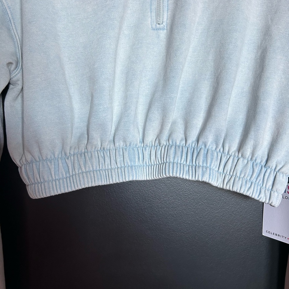 Celebrity Pink Light Blue Gray Cropped Sweatshirt large NWT - Picture 4 of 9
